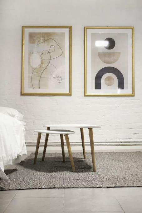 Central, Cozy & Beautiful Designed 2-Rooms Apt. Near River Берлин Экстерьер фото