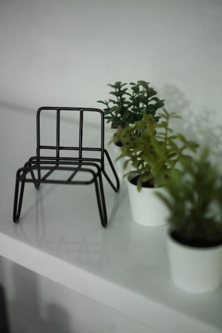 Central, Cozy & Beautiful Designed 2-Rooms Apt. Near River Берлин Экстерьер фото